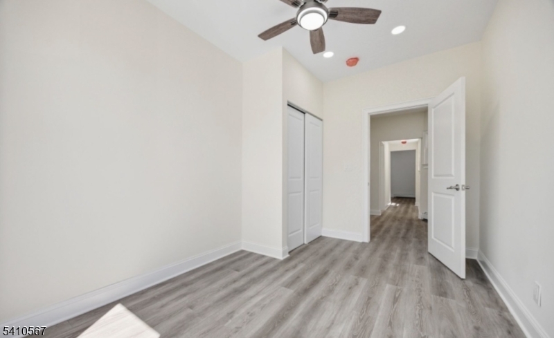 1015 Flora Street Elizabeth, NJ 07201 - Photo 13 of 15