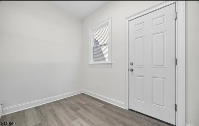 $2,500 | 1015 Flora Street, Elizabeth, NJ 07201