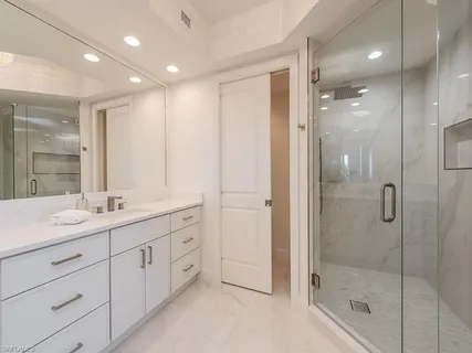 $869,000 | 23850 Via Italia Circle, Unit 403, Bonita Springs, FL 34134