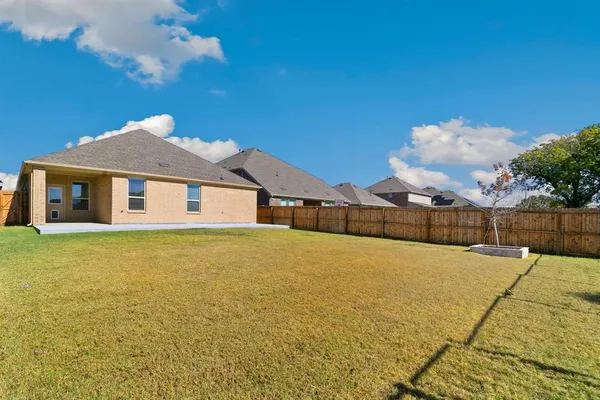 a house view with a outdoor space