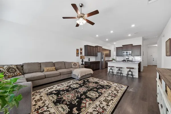 $2,400 | 237 Jefferson Lane, Fate, TX 75189