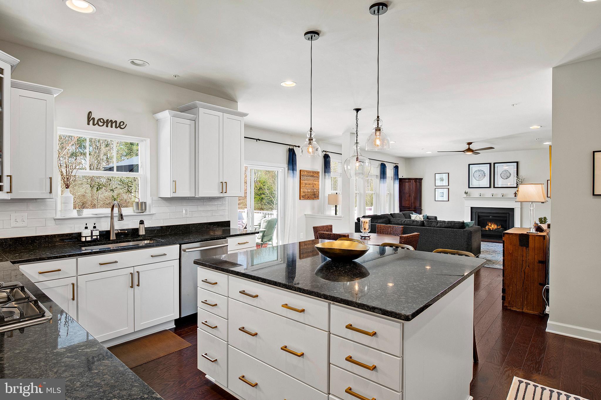904 Holden Road Frederick, MD 21701 - Photo 11 of 44 Kitchen (alt view)