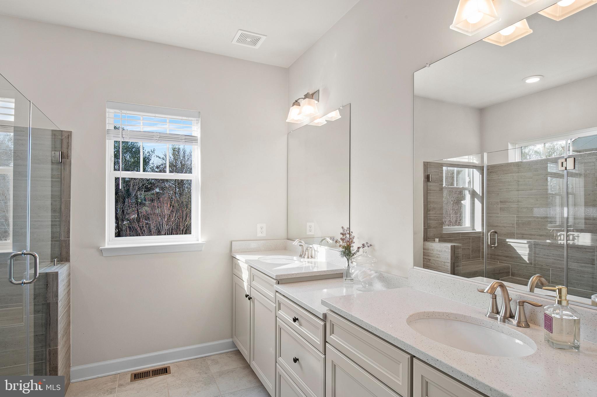 904 Holden Road Frederick, MD 21701 - Photo 23 of 44 Primary Bathroom