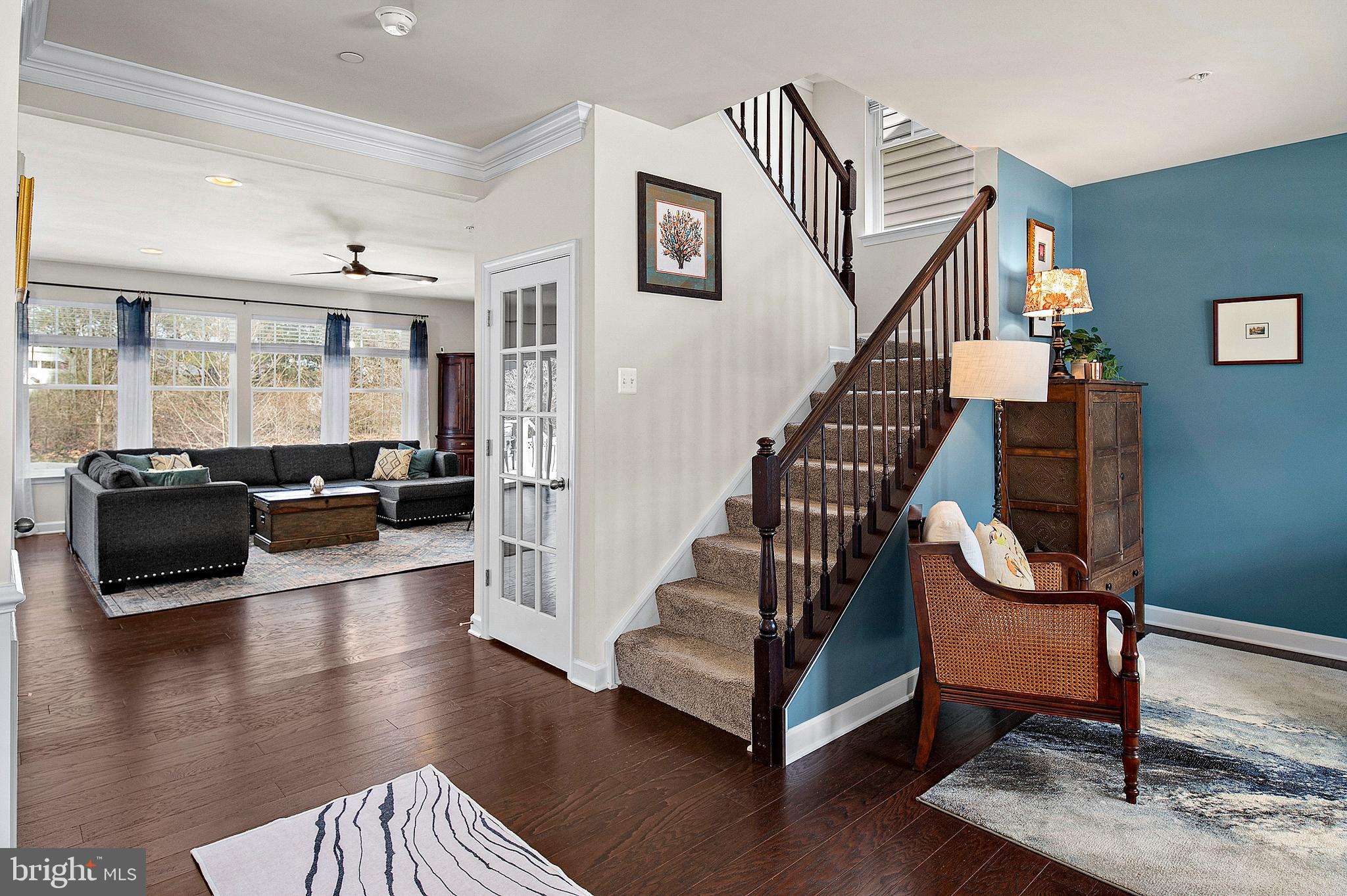 904 Holden Road Frederick, MD 21701 - Photo 3 of 44 Foyer View