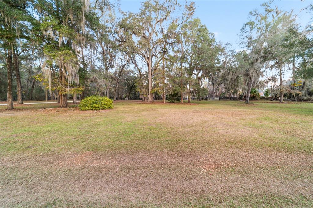 9080 Southwest 19th Avenue Road Ocala, FL 34476 - Photo 32 of 100