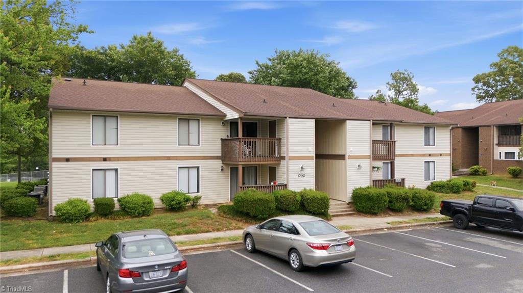 1702 North Hamilton Street, Unit G High Point, NC 27262 - Photo 3 of 24