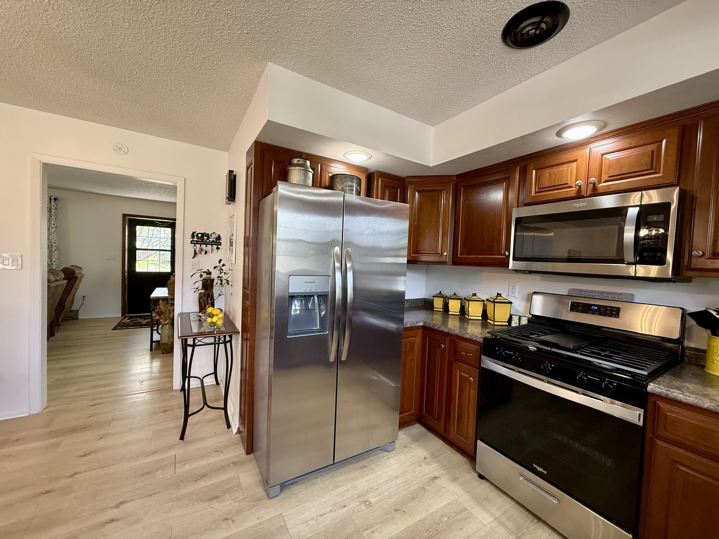 107 3rd Street Broadlands, IL 61816 - Photo 6 of 26