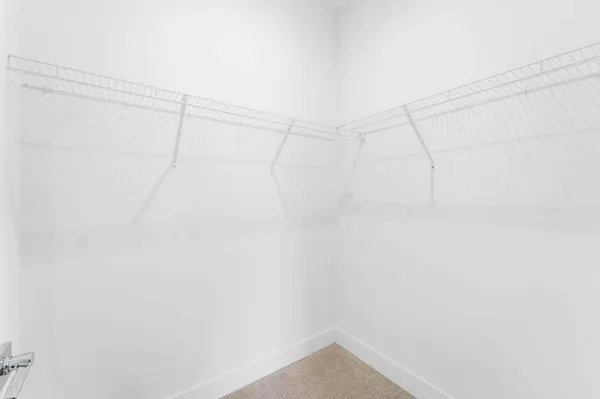 $5,300 | 8173 Northwest 42nd Street, Doral, FL 33166