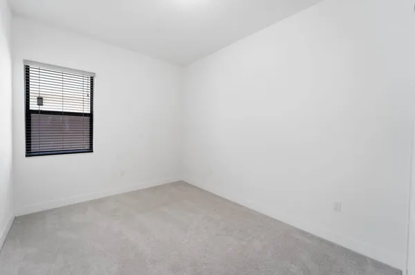 $5,300 | 8173 Northwest 42nd Street, Doral, FL 33166