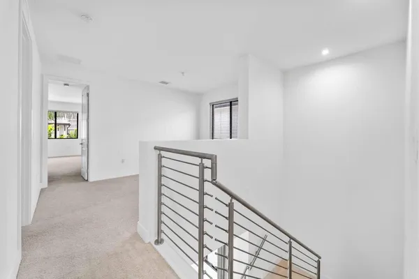 $5,300 | 8173 Northwest 42nd Street, Doral, FL 33166