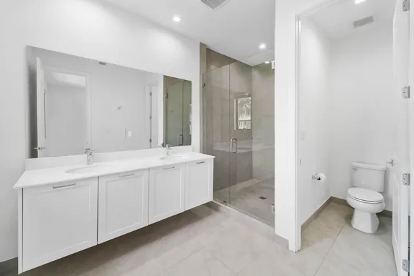 $5,300 | 8173 Northwest 42nd Street, Doral, FL 33166