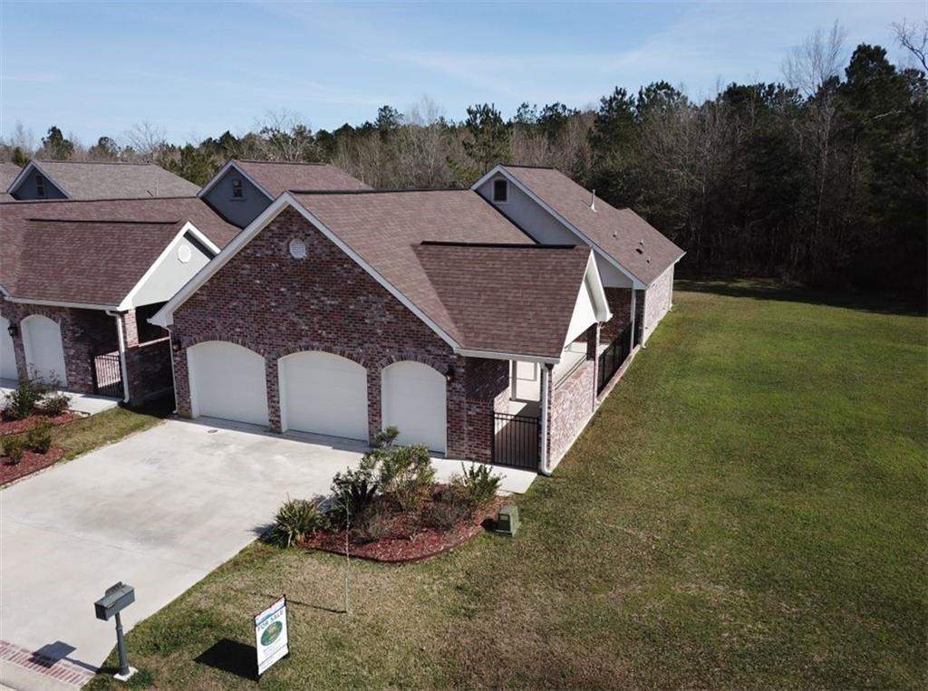 23704 Monarch Point Springfield, LA 70462 - Photo 1 of 12