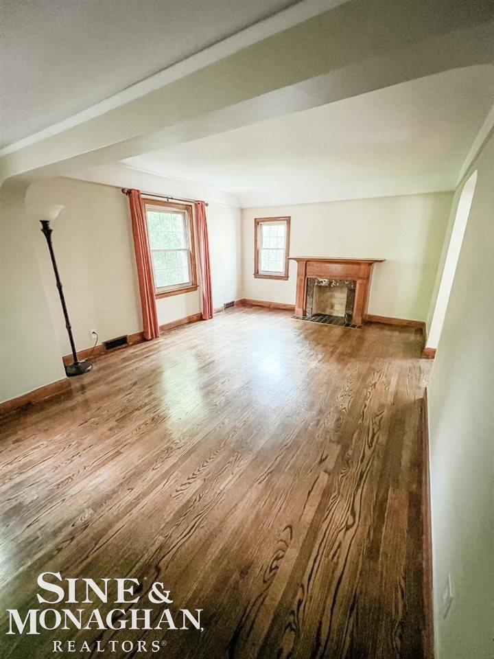 817 Neff Grosse Pointe, MI 48230 - Photo 2 of 12