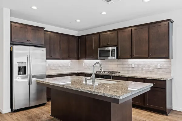 $514,000 | 6229 East Vassar Avenue, Fresno, CA 93727