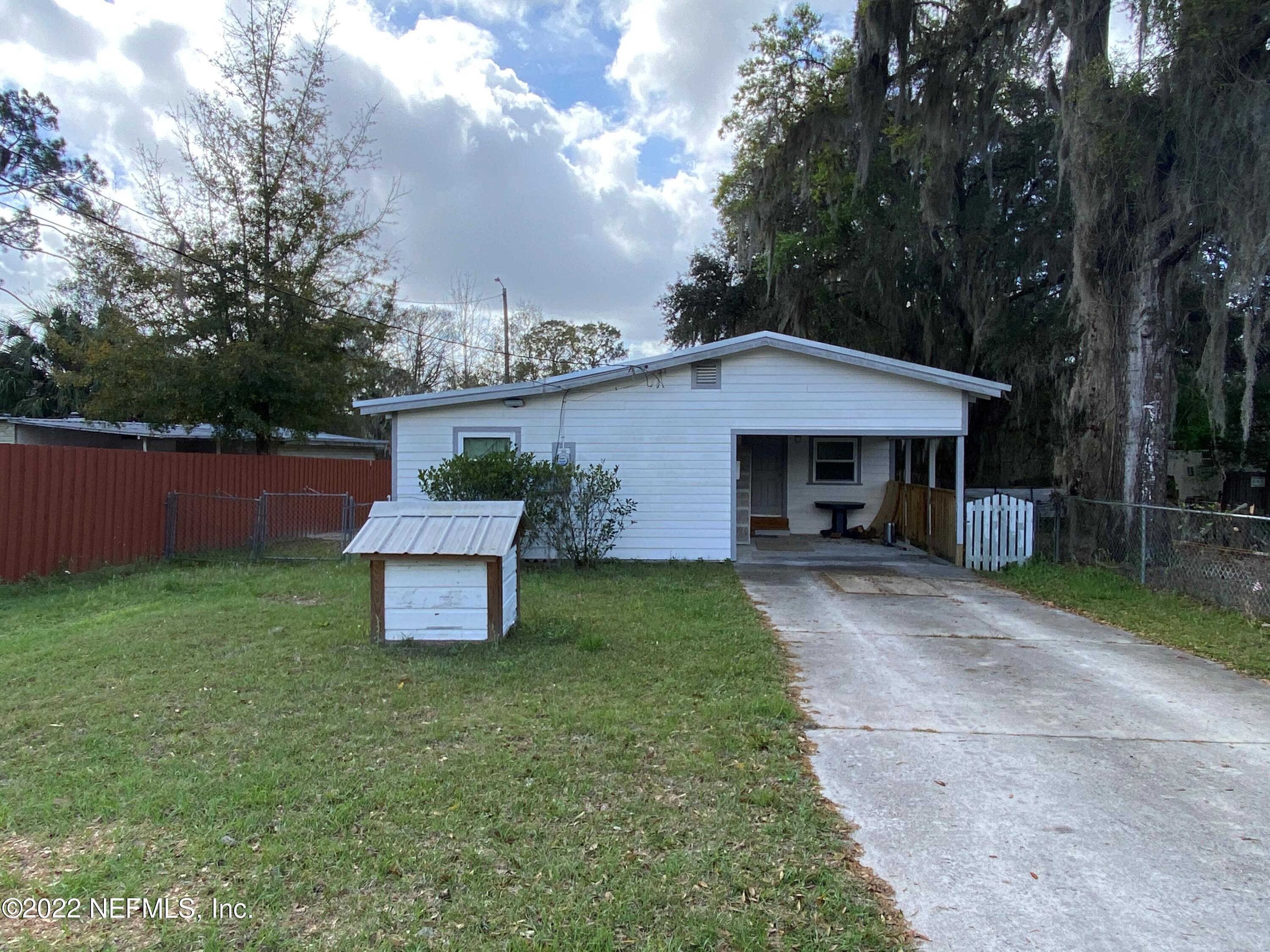 115 Ginger Lane, Interlachen, FL 32148 Compass