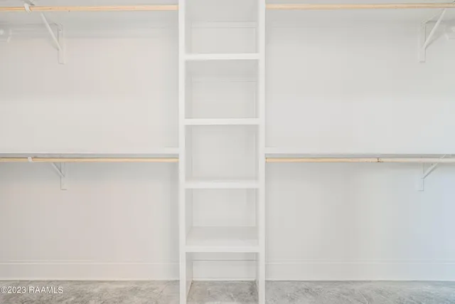 $4,000 | 404 East Martial Avenue, Lafayette, LA 70508