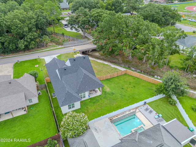 $4,000 | 404 East Martial Avenue, Lafayette, LA 70508