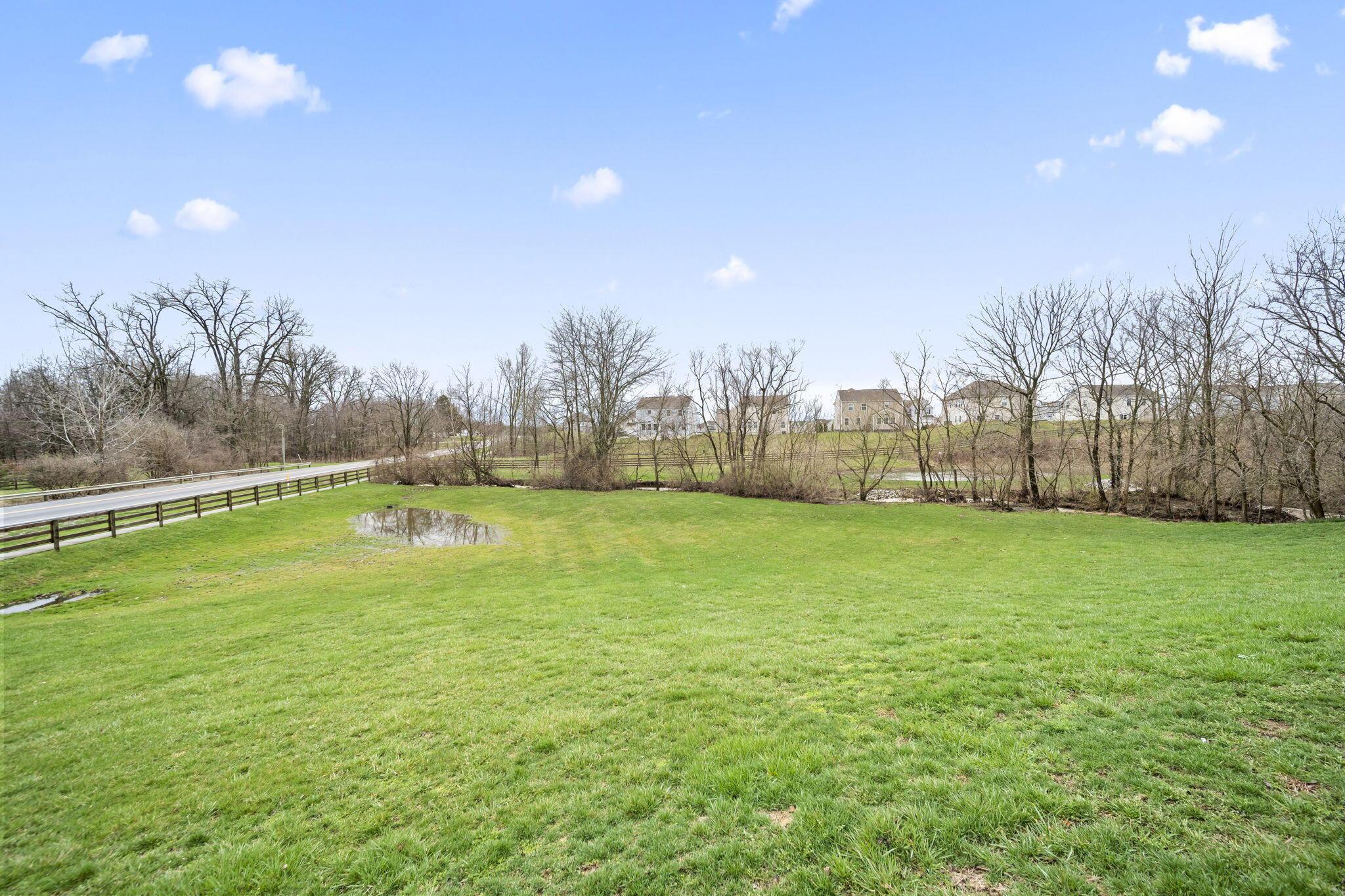 225 Stonegate Loop, Unit 225 Pataskala, OH 43062 - Photo 6 of 41 11-web-or-mls-A7409577