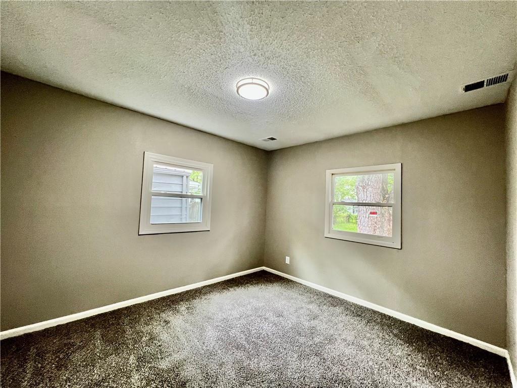 8416 Greenwood Road Raytown, MO 64138 - Photo 12 of 24