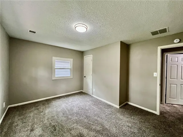 $138,000 | 8416 Greenwood Road, Raytown, MO 64138