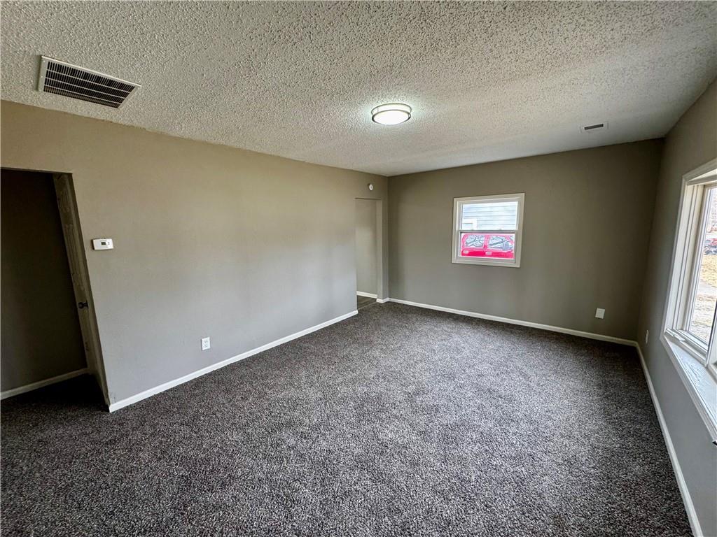 8416 Greenwood Road Raytown, MO 64138 - Photo 16 of 24