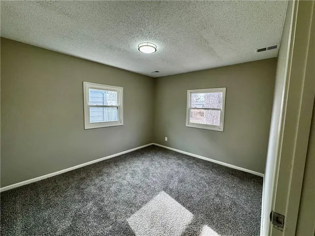 $138,000 | 8416 Greenwood Road, Raytown, MO 64138