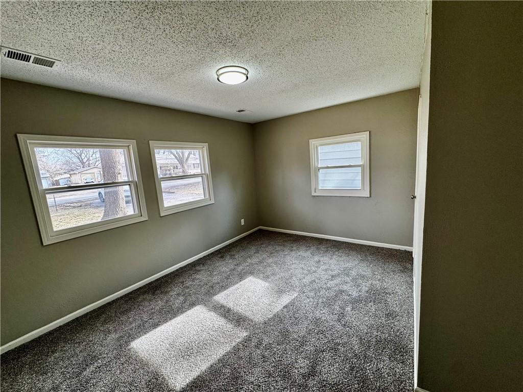 8416 Greenwood Road Raytown, MO 64138 - Photo 21 of 24