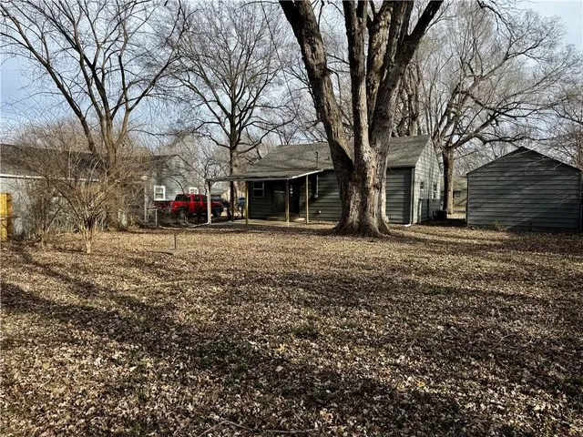 $138,000 | 8416 Greenwood Road, Raytown, MO 64138