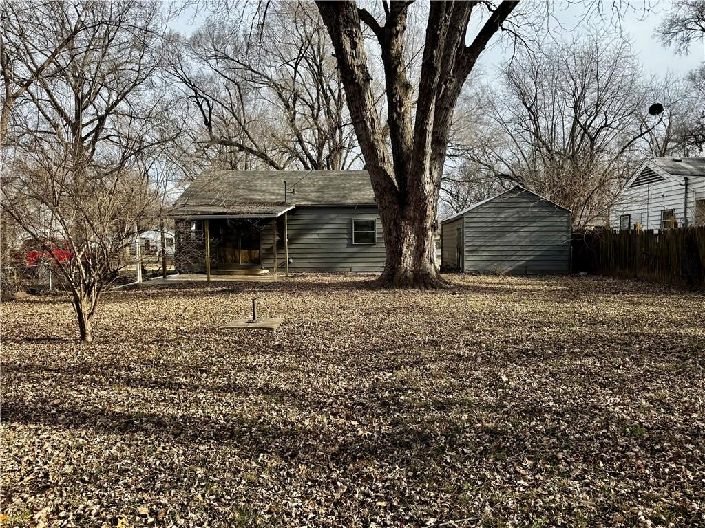 8416 Greenwood Road Raytown, MO 64138 - Photo 24 of 24