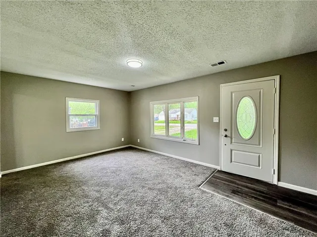 $138,000 | 8416 Greenwood Road, Raytown, MO 64138