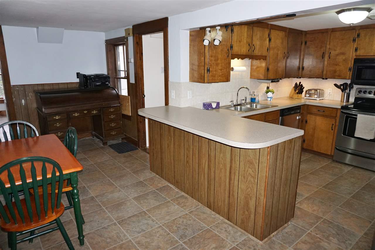 139 Center Road Weare, NH 03281 - Photo 12 of 25