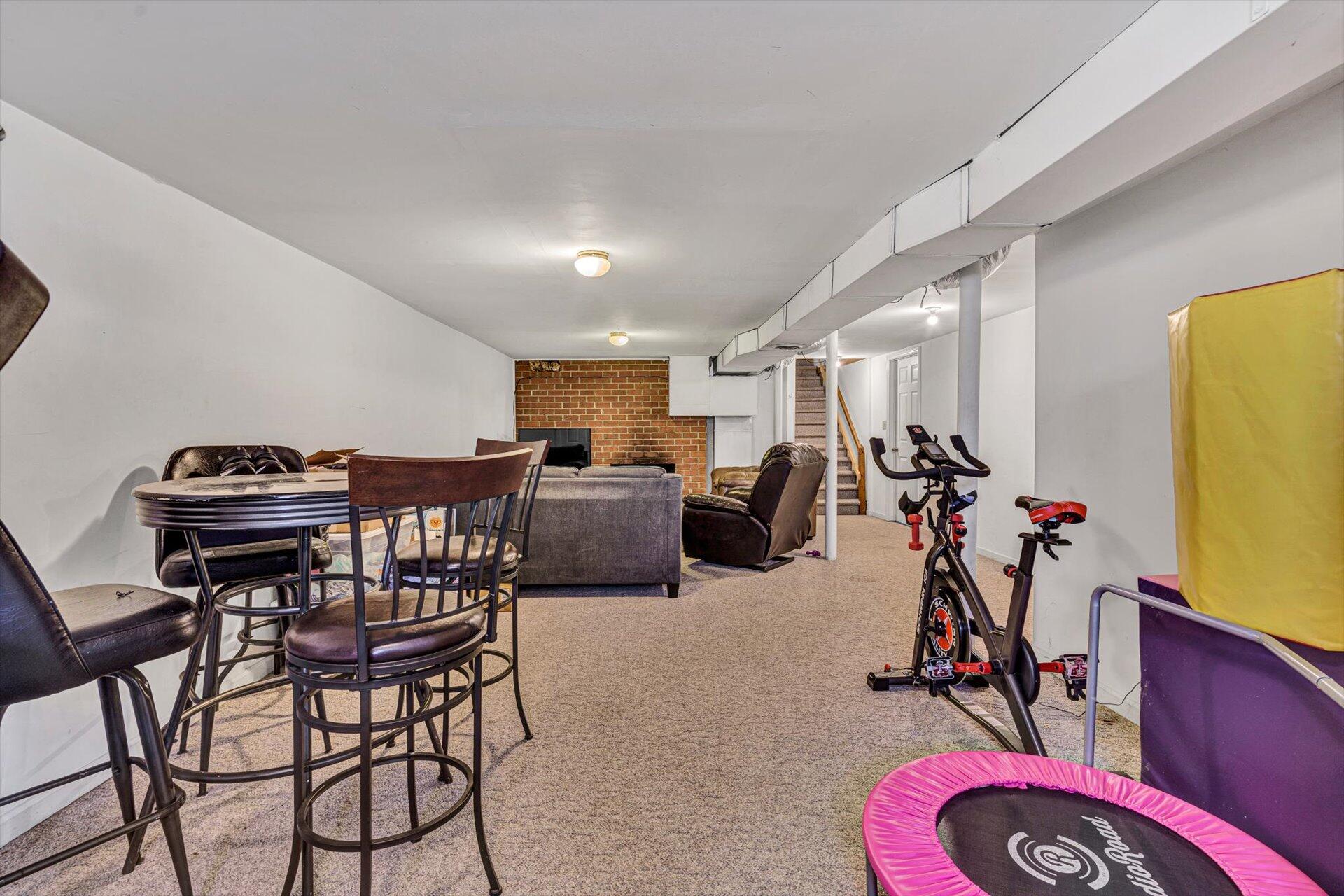 7009 Brookview Road Roanoke, VA 24019 - Photo 23 of 33 24-111520210092
