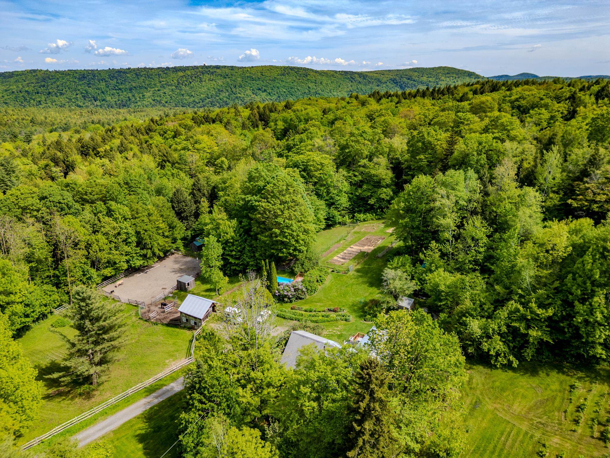 121 Dover Hill Road Dover, VT 05341 - Photo 40 of 57