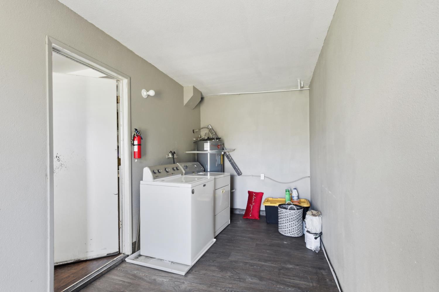 7208 7th Street Rio Linda, CA 95673 - Photo 26 of 41 a storage room with washer and dryer