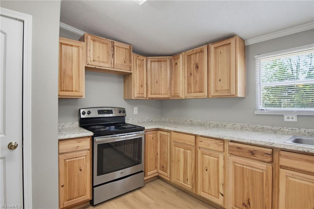 1041 Whitts Road Madison, NC 27025 - Photo 16 of 39