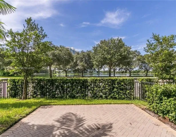 $799,000 | 2910 Northwest 124th Way, Unit 2910, Sunrise, FL 33323