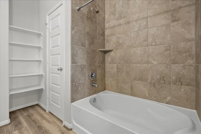 $2,400 | 503 Thunder Cloud Drive, Baytown, TX 77523