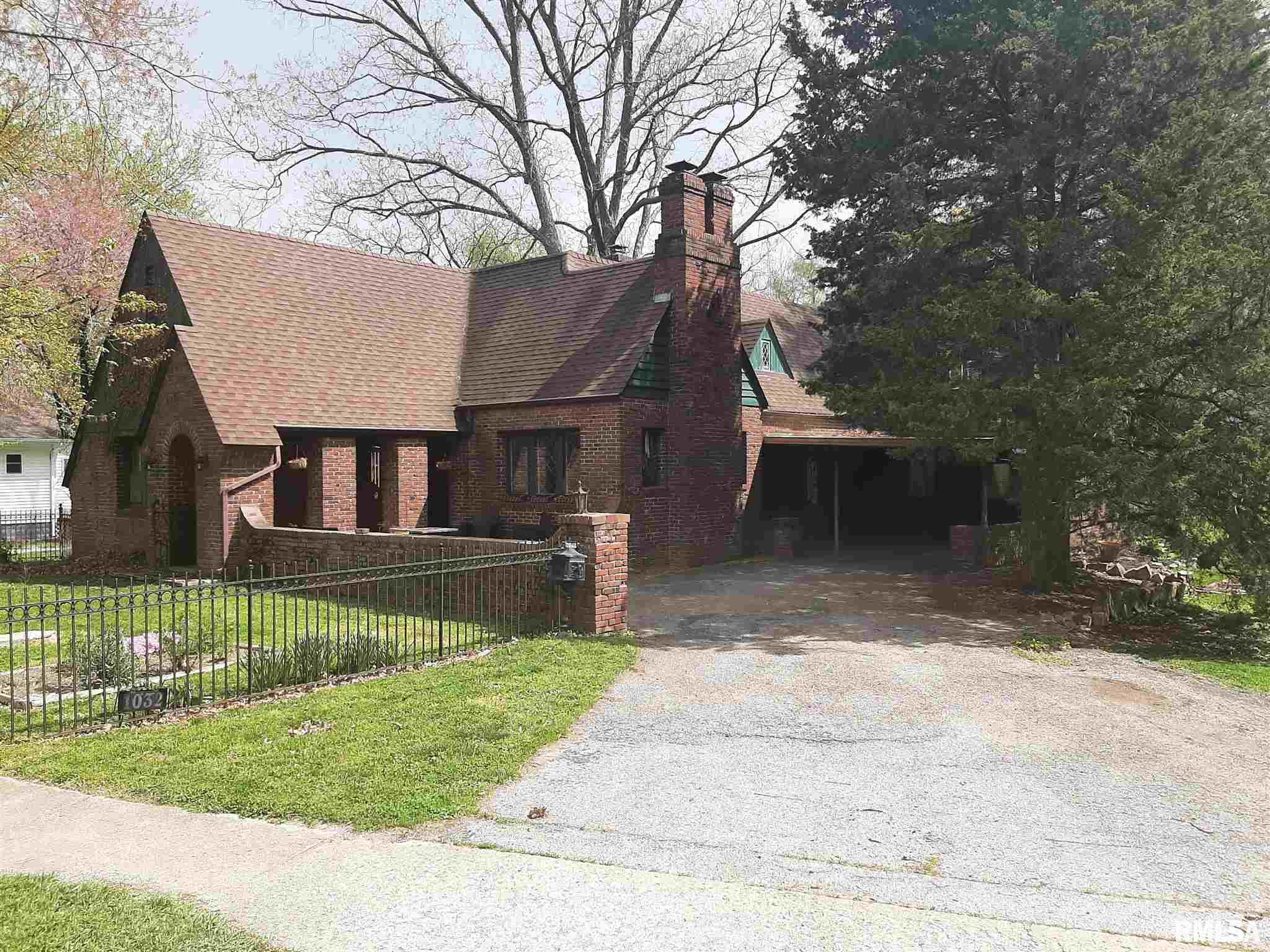 1032 Fairfield Road Mount Vernon, IL 62864 - Photo 4 of 41