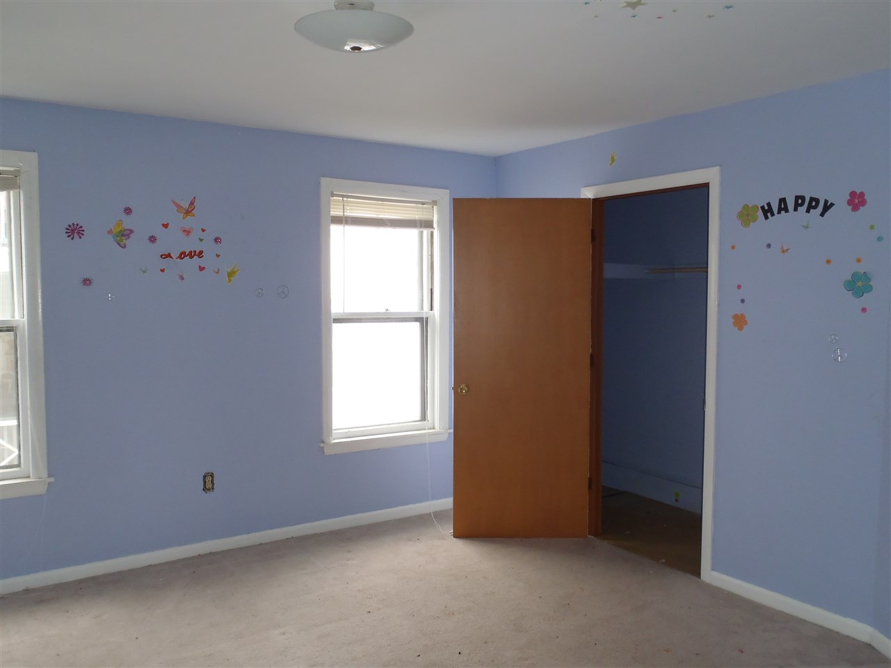 468 Rimmon Street Manchester, NH 03102 - Photo 15 of 35