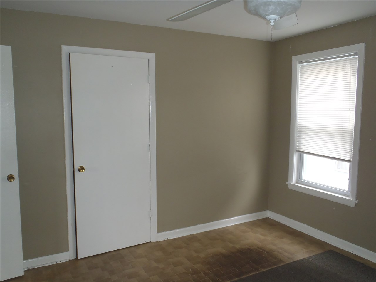 468 Rimmon Street Manchester, NH 03102 - Photo 18 of 35