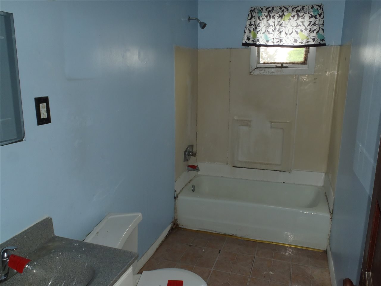 468 Rimmon Street Manchester, NH 03102 - Photo 30 of 35