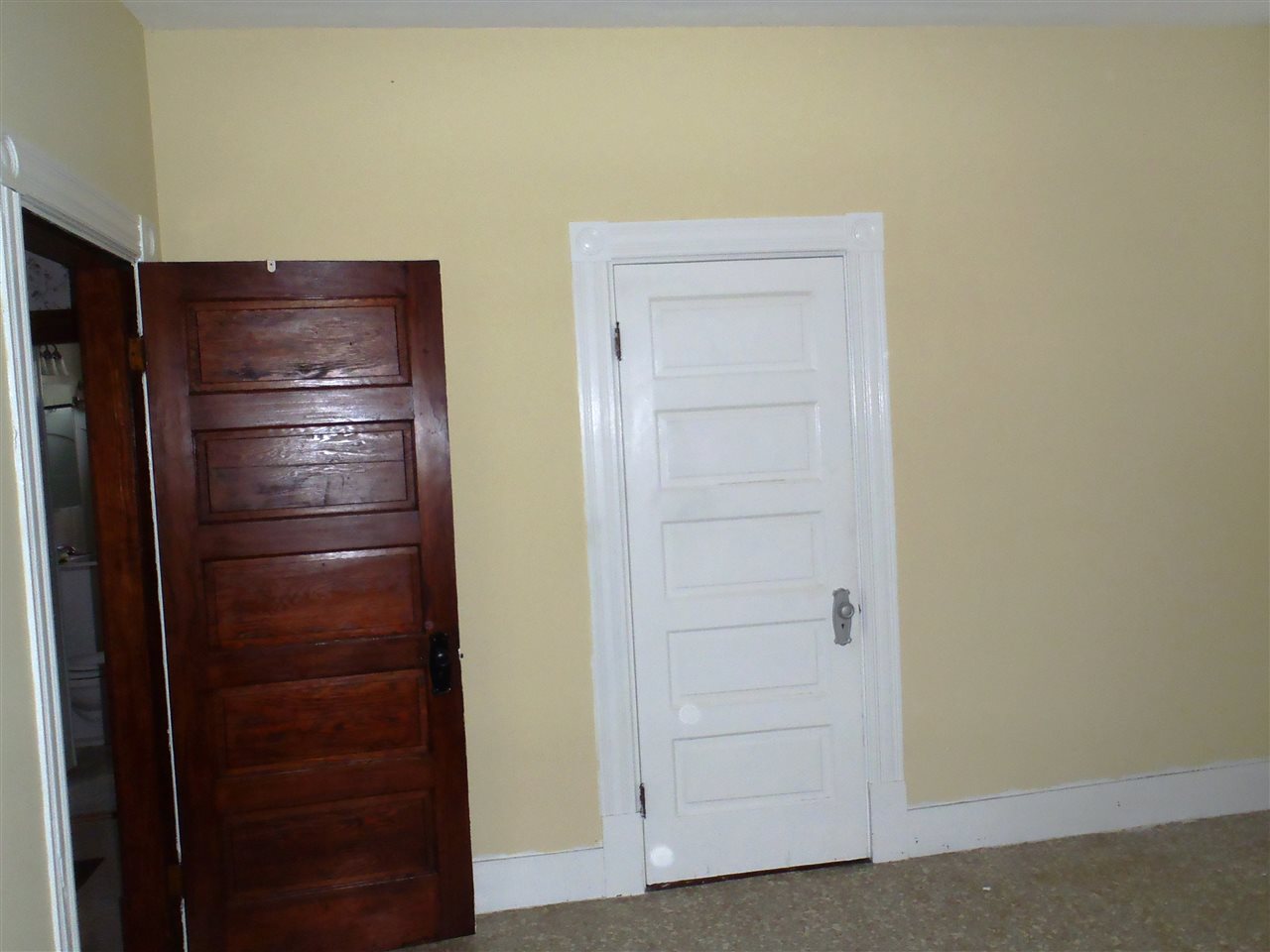 468 Rimmon Street Manchester, NH 03102 - Photo 8 of 35