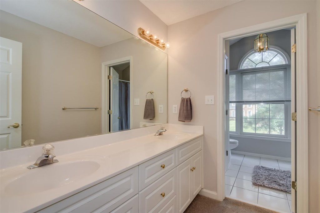4500 Ridgepine Drive Evans, GA 30809 - Photo 37 of 57 Full bath upstairs with separate vanity area