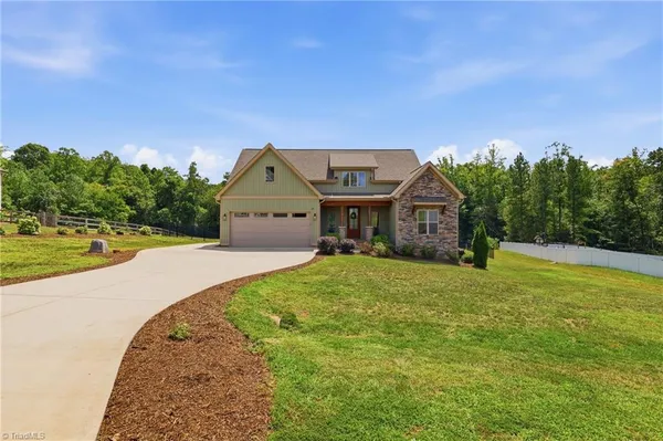 $519,900 | 8829 Belews Ridge Road, Stokesdale, NC 27357