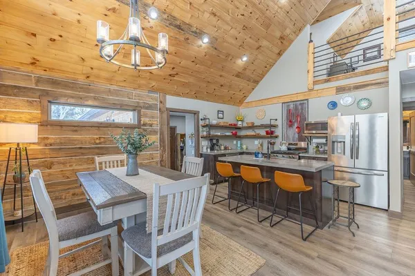 $590,000 | 316 American Heritage Road, De Soto, WI 54624