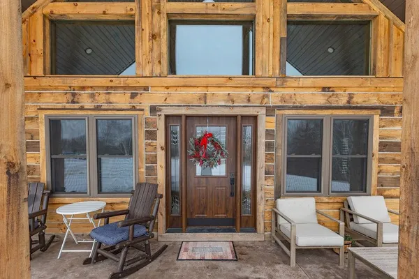 $590,000 | 316 American Heritage Road, De Soto, WI 54624