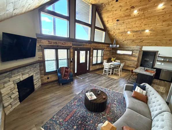 $590,000 | 316 American Heritage Road, De Soto, WI 54624