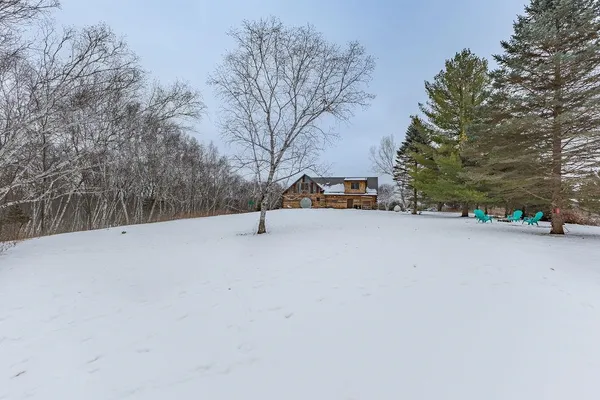 $590,000 | 316 American Heritage Road, De Soto, WI 54624