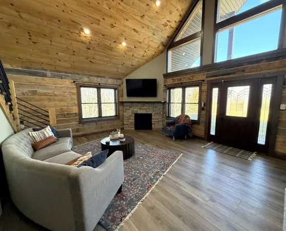$590,000 | 316 American Heritage Road, De Soto, WI 54624