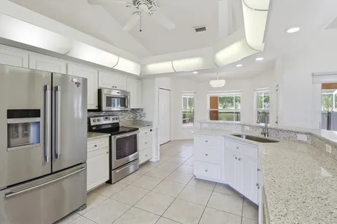 $429,900 | 234 East Eureka Court, Hernando, FL 34442